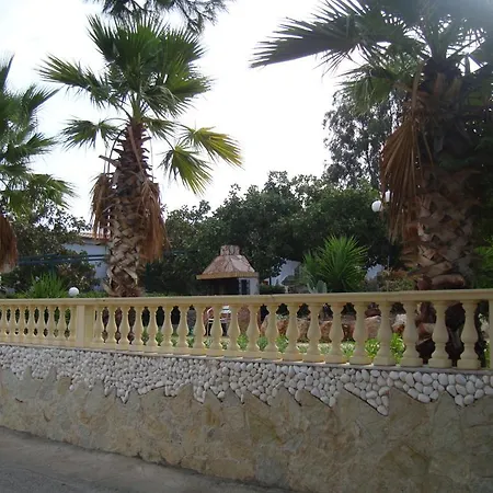 게스트하우스 Mantas Bay 3*