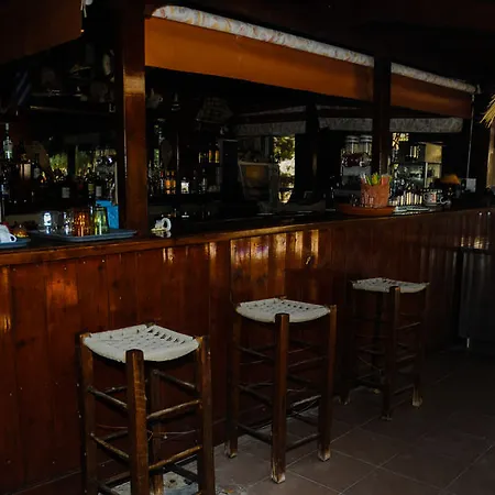 Mantas Bay 4* Λουτράκι